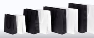 Papiertaschen mit Baumwollkordel in schwarz und weiss
