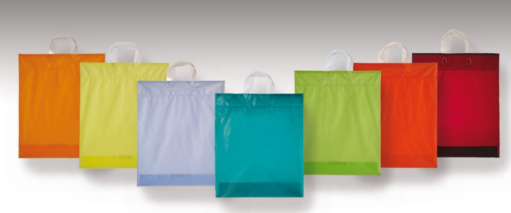 Einkaufstüten Mit Schlaufe, Plastiktaschen Im Mattlook in Sieben Farben